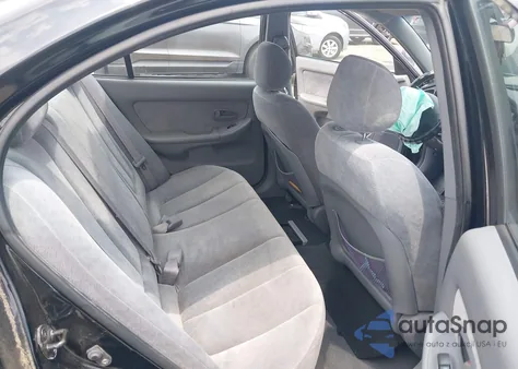 2005 Hyundai Elantra Gls/Gt from USA, damaged, VIN KMHDN46D25U130961